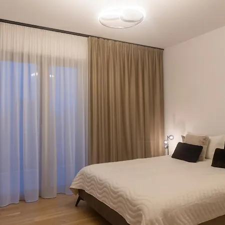 Maisona - Modern And Stylish Near Center Διαμέρισμα