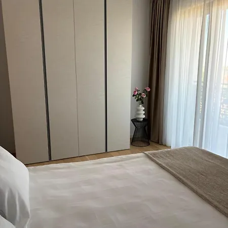 Maisona - Modern And Stylish Near Center Apartmán