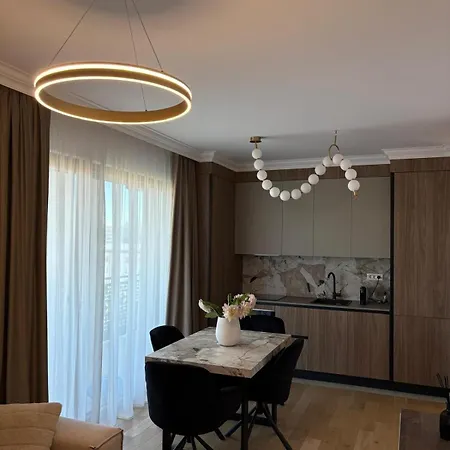 Maisona - Modern And Stylish Near Center Apartmán