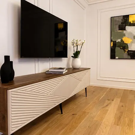 Maisona - Modern And Stylish Near Center Apartman Temesvár