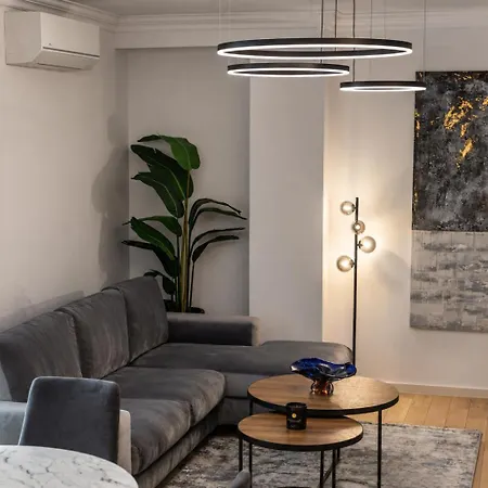 Maisona - Modern And Stylish Near Center *