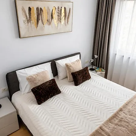 Maisona - Modern And Stylish Near Center Apartman