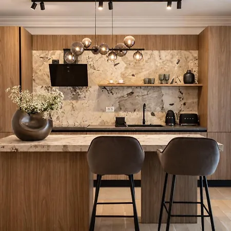 Apartman Maisona - Modern And Stylish Near Center *