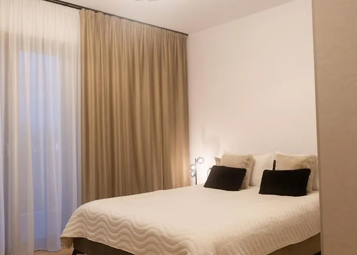 Maisona - Modern And Stylish Near Center דירה