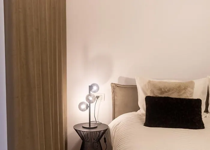 Maisona - Modern And Stylish Near Center דירה